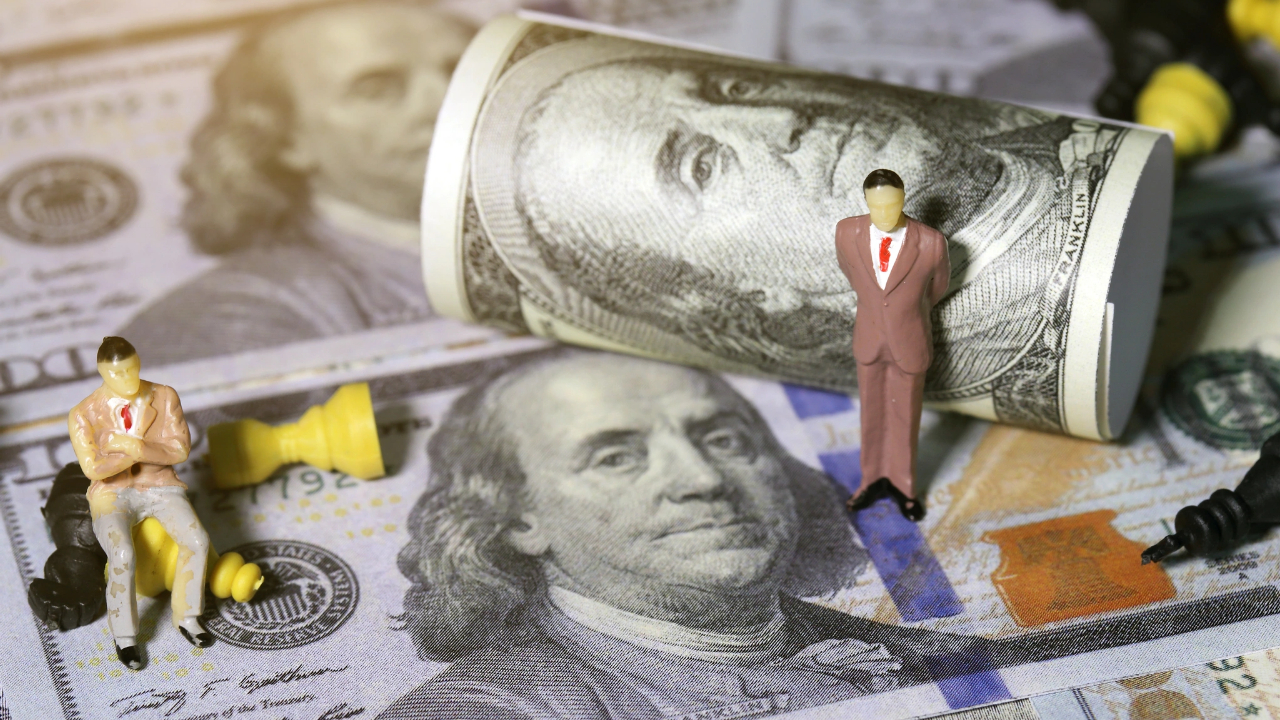 Private Market Unicorns vs Public Stocks: Q2 2025 Performance Battle